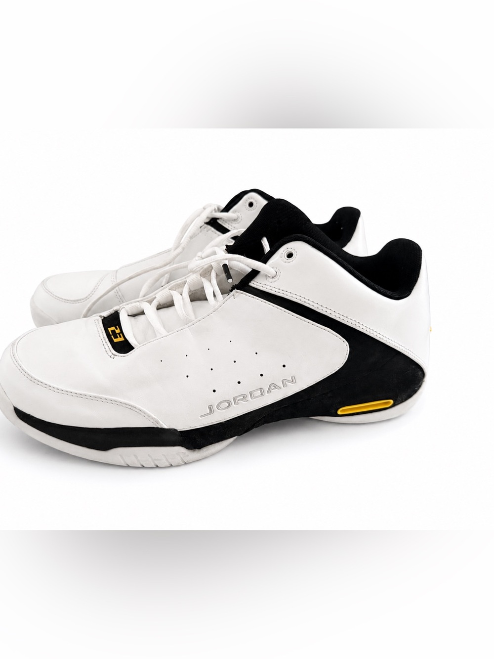 Nike Air Jordan Team Strong Low White Black Basketball Sneakers Size 11